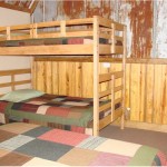 Davis Motel DAVIS MOTEL. 6 rooms with 1 queen bed & 1 bunk bed in each.